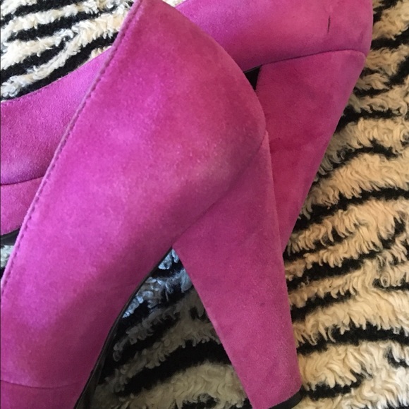 🔆SOLD🔆 CALVIN KLEIN HEELS ~ sz9 - Picture 4 of 14